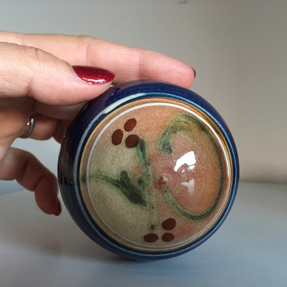 Unique handmade salt shaker - Picture 2 of 3